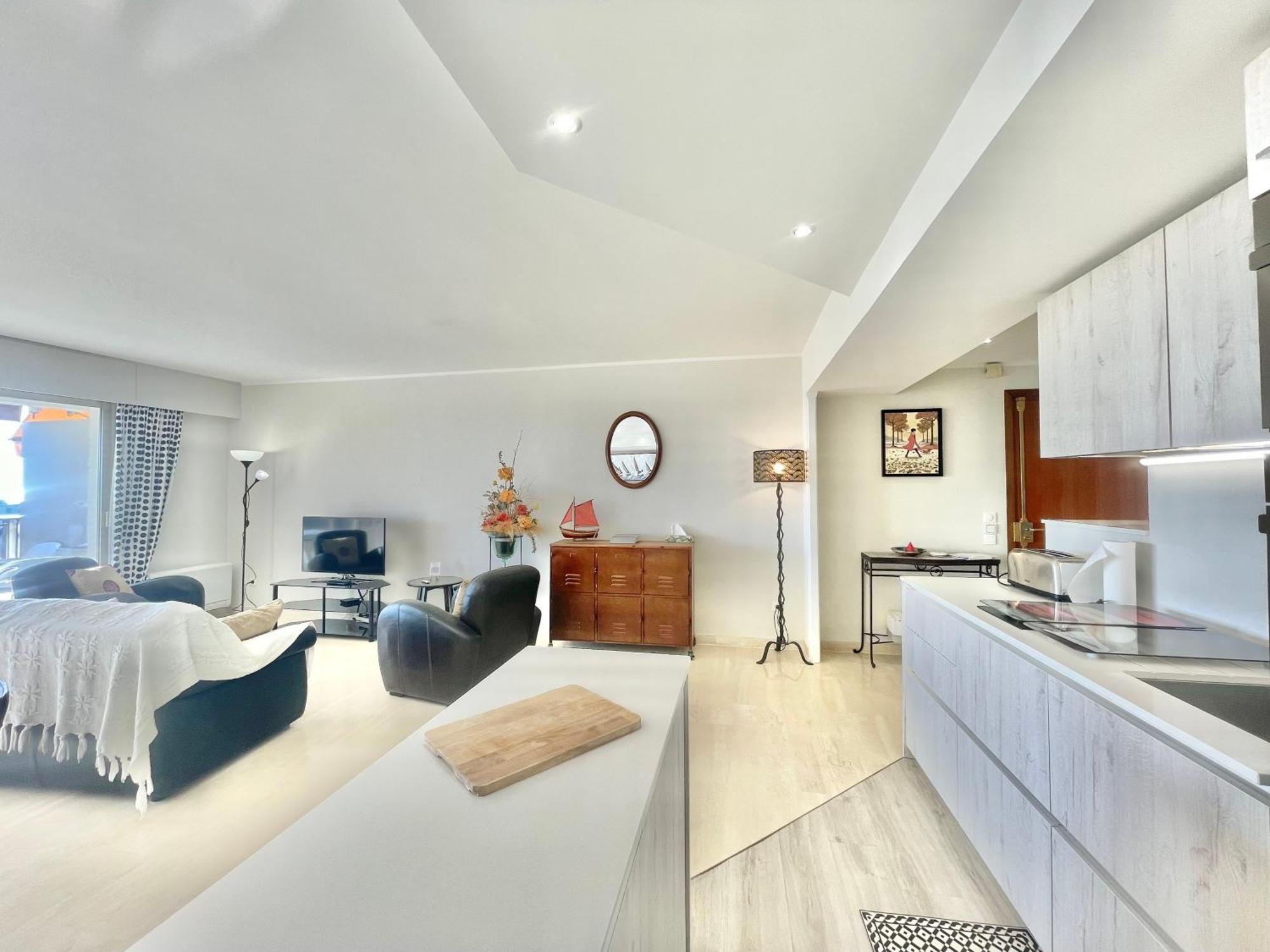 Vezelay, By Welcome To Cannes Bagian luar foto